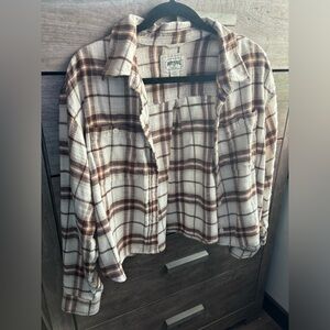 American Eagle cropped flannel